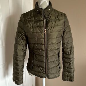 Lightweight Puffer Jacket